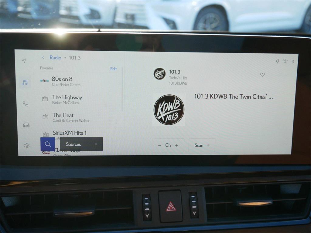 new 2025 Lexus ES 350 car, priced at $51,384