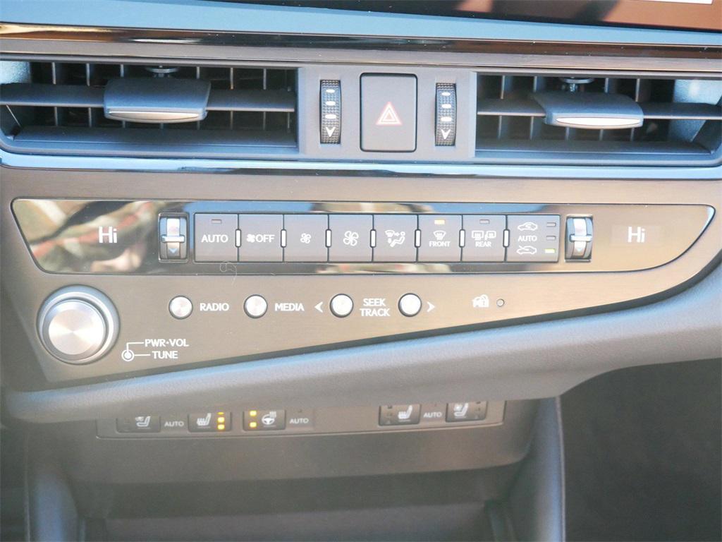 new 2025 Lexus ES 350 car, priced at $51,384