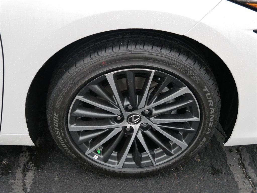 new 2025 Lexus ES 350 car, priced at $48,285