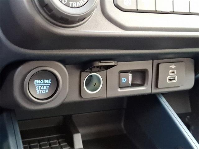 new 2025 Ford Maverick car, priced at $39,819