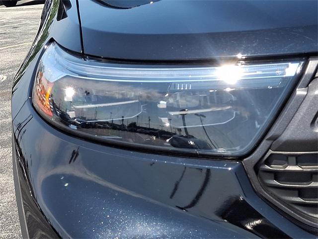 used 2022 Ford Explorer car, priced at $38,063