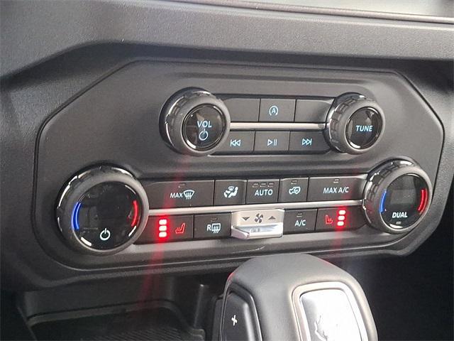 new 2025 Ford Bronco car, priced at $47,603