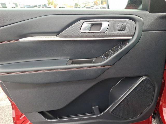 new 2025 Ford Explorer car, priced at $49,542