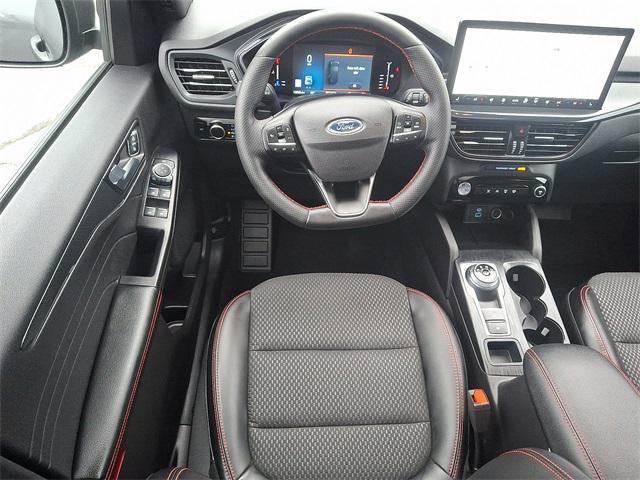 used 2023 Ford Escape car, priced at $25,662
