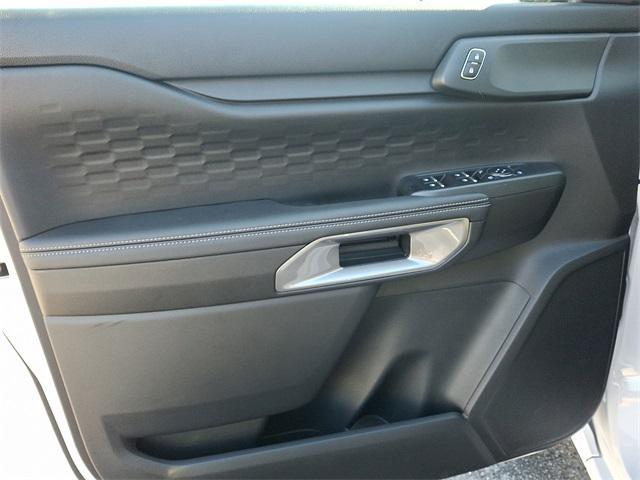 new 2025 Ford Ranger car, priced at $40,568