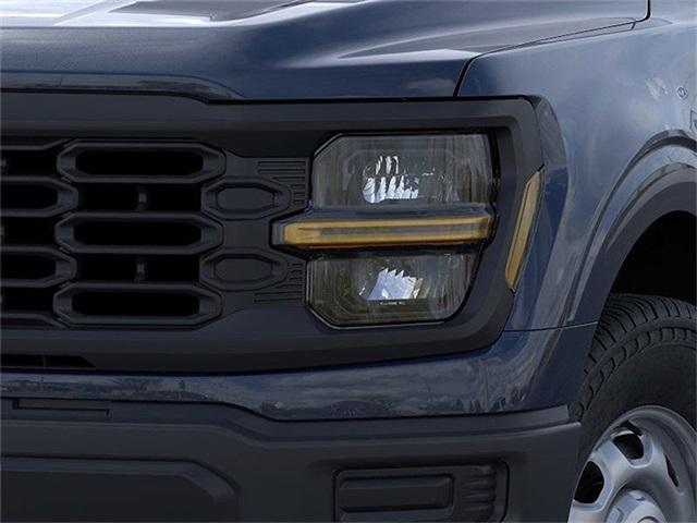 new 2025 Ford F-150 car, priced at $40,670