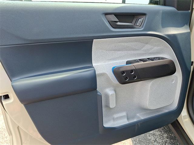 new 2025 Ford Maverick car, priced at $34,021