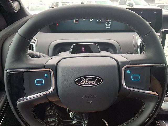 new 2025 Ford Expedition car, priced at $80,515