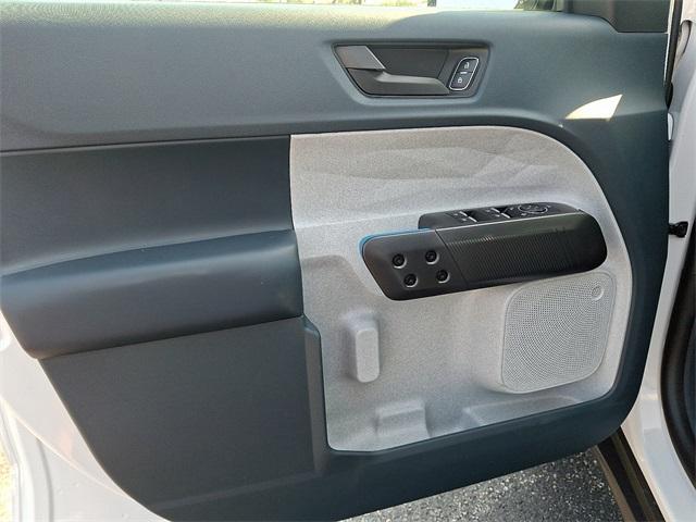 new 2025 Ford Maverick car, priced at $33,102