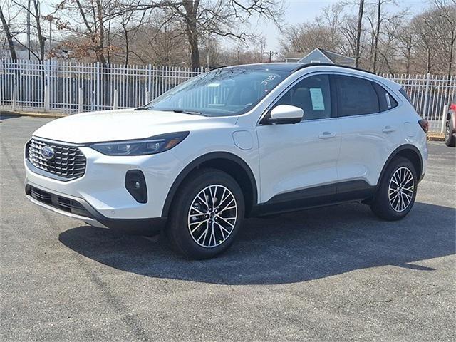 new 2025 Ford Escape PHEV car, priced at $35,448