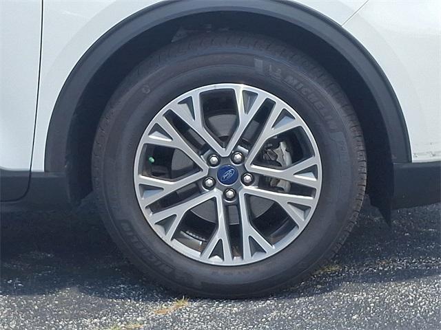 used 2022 Ford Escape car, priced at $26,716