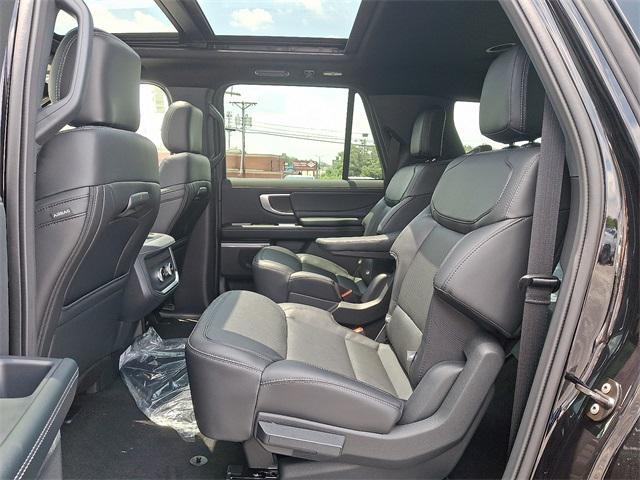new 2025 Ford Expedition Max car, priced at $81,515