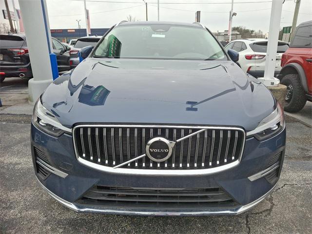 used 2022 Volvo XC60 Recharge Plug-In Hybrid car, priced at $44,704