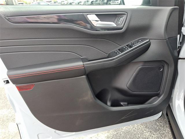 new 2025 Ford Escape car, priced at $30,243