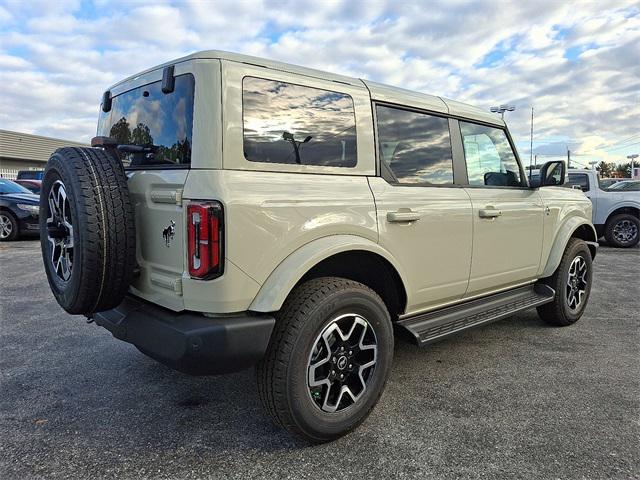 new 2025 Ford Bronco car, priced at $54,414