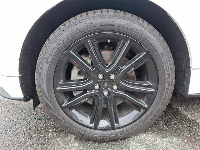 used 2021 Ford Edge car, priced at $24,964