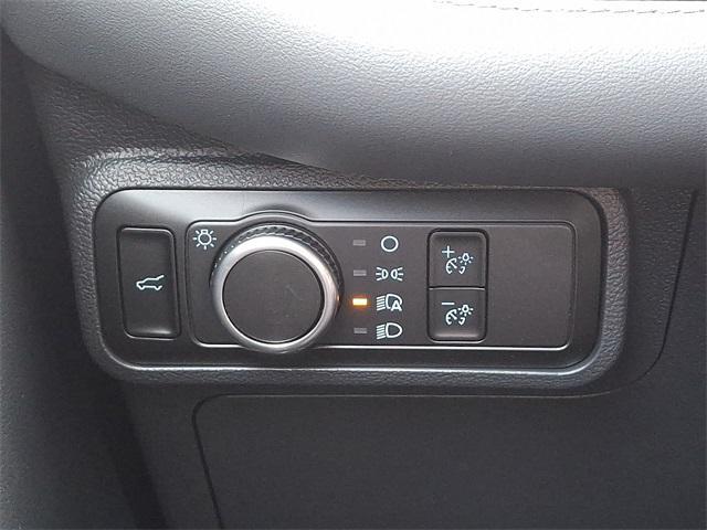 new 2025 Ford Explorer car, priced at $40,161