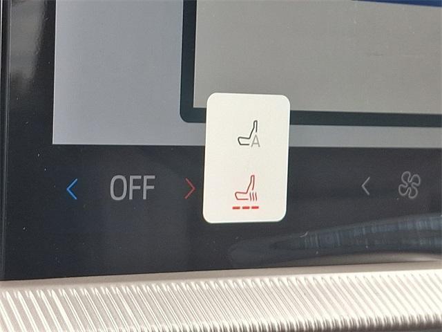 new 2025 Ford Explorer car, priced at $40,161