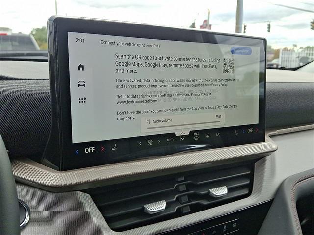 new 2025 Ford Explorer car, priced at $40,161