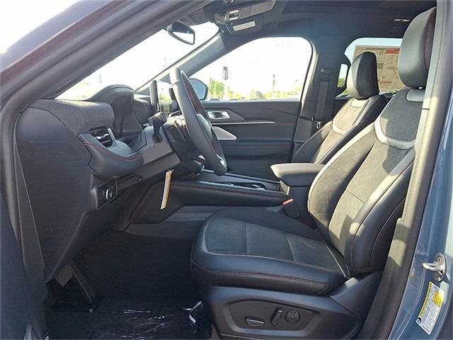 new 2025 Ford Explorer car, priced at $57,317