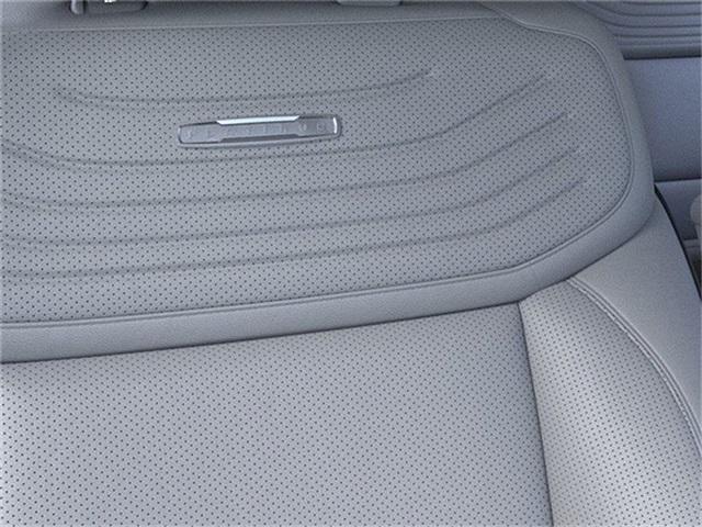 new 2025 Ford Expedition car, priced at $89,190