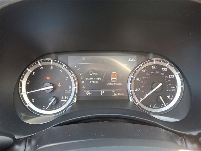 used 2022 Toyota Highlander car, priced at $35,284