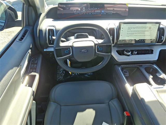 new 2025 Ford Expedition car, priced at $69,559