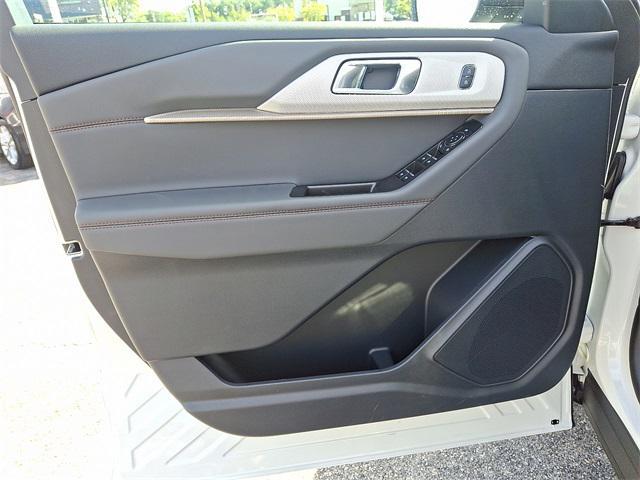 new 2025 Ford Explorer car, priced at $42,191