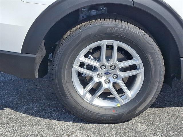 new 2025 Ford Explorer car, priced at $42,191