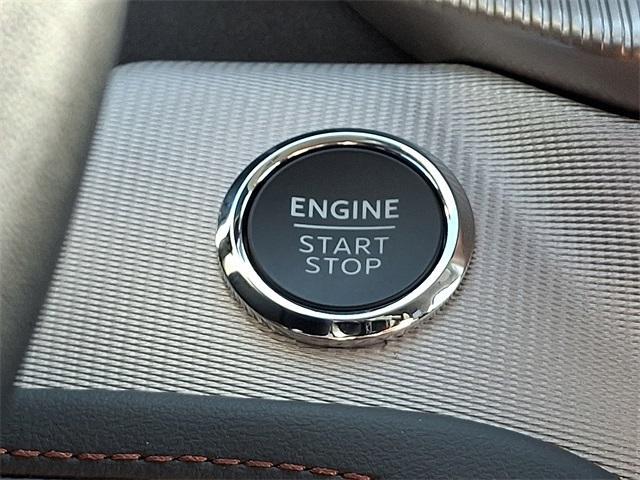new 2025 Ford Explorer car, priced at $46,571