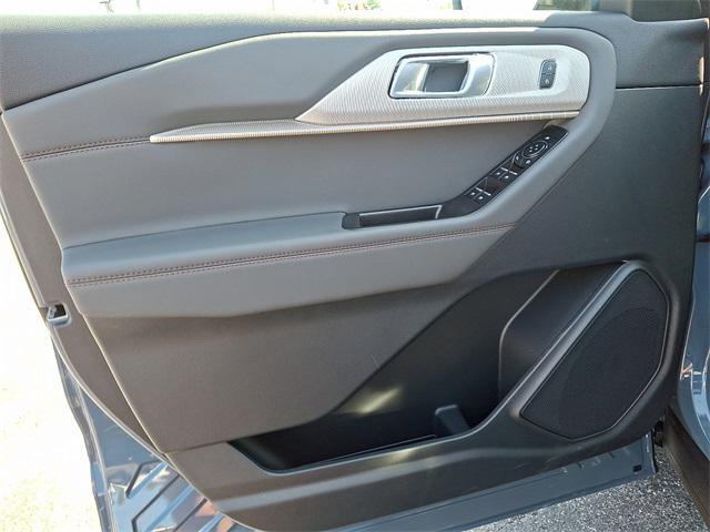 new 2025 Ford Explorer car, priced at $46,571