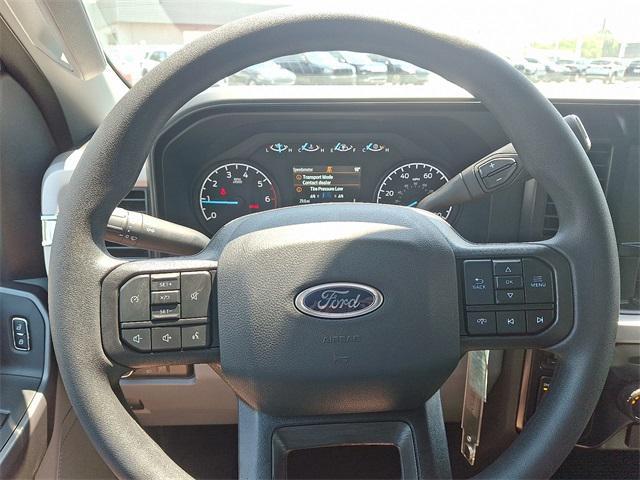 new 2025 Ford F-250 car, priced at $62,325