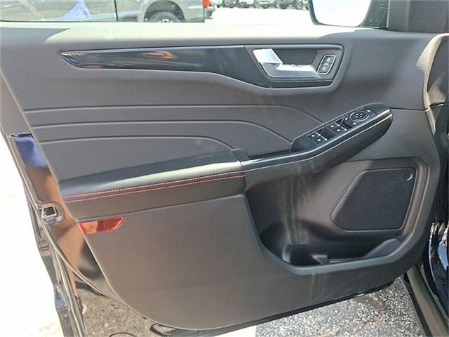 new 2025 Ford Escape car, priced at $29,667