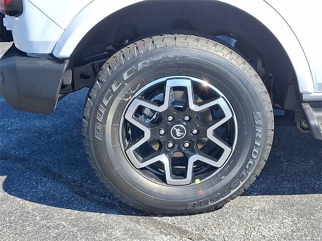 new 2025 Ford Bronco car, priced at $54,044