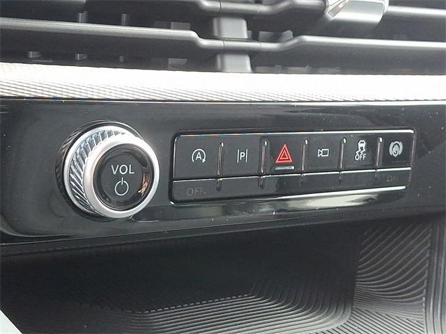 new 2025 Ford Explorer car, priced at $40,161