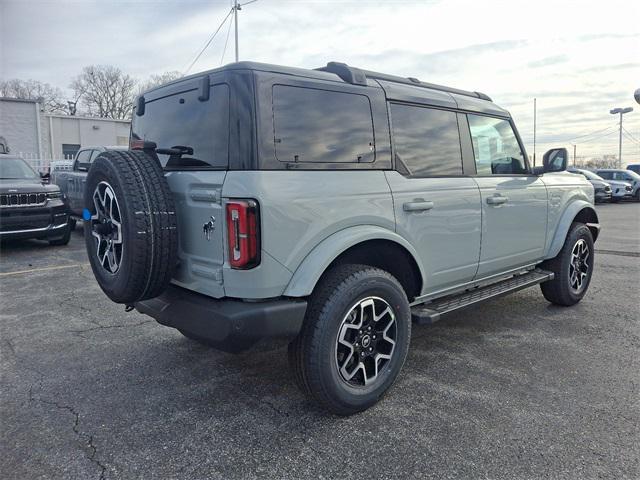 new 2024 Ford Bronco car, priced at $52,628