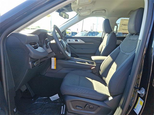 new 2025 Ford Explorer car, priced at $40,161