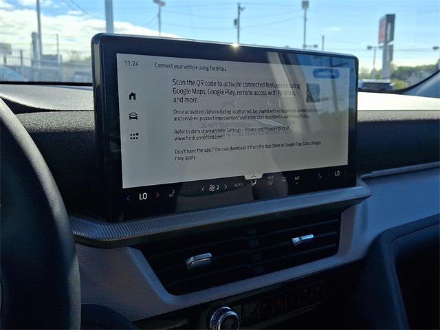 new 2025 Ford Explorer car, priced at $40,161