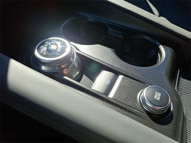 new 2025 Ford Explorer car, priced at $40,161