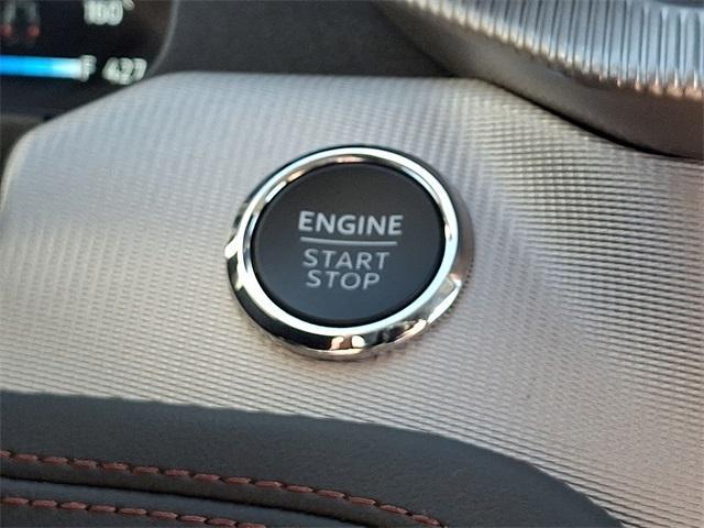 new 2025 Ford Explorer car, priced at $40,161