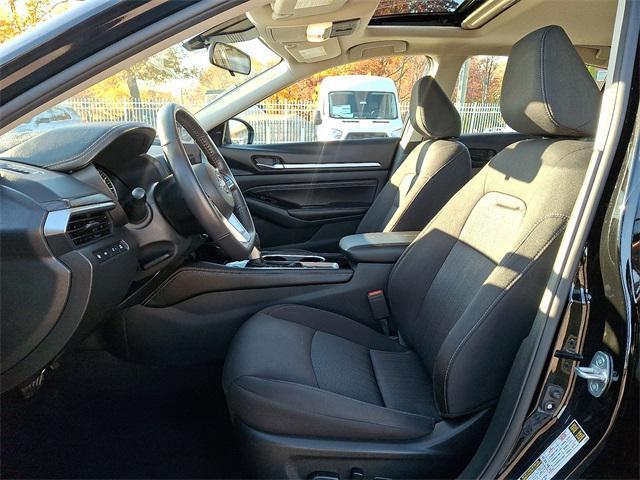 used 2023 Nissan Altima car, priced at $22,213