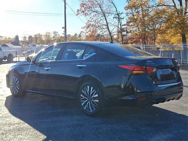 used 2023 Nissan Altima car, priced at $22,213