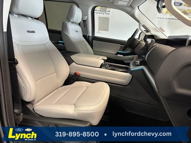 new 2025 Ford Expedition car, priced at $77,442
