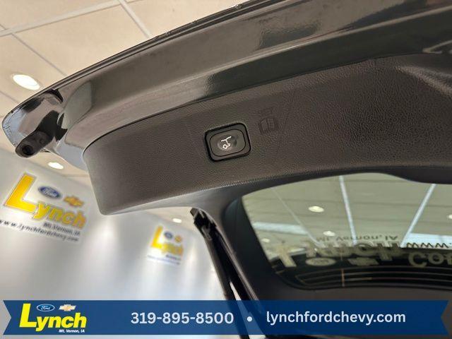 used 2023 Ford Edge car, priced at $30,000