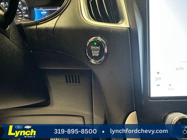 used 2023 Ford Edge car, priced at $30,000