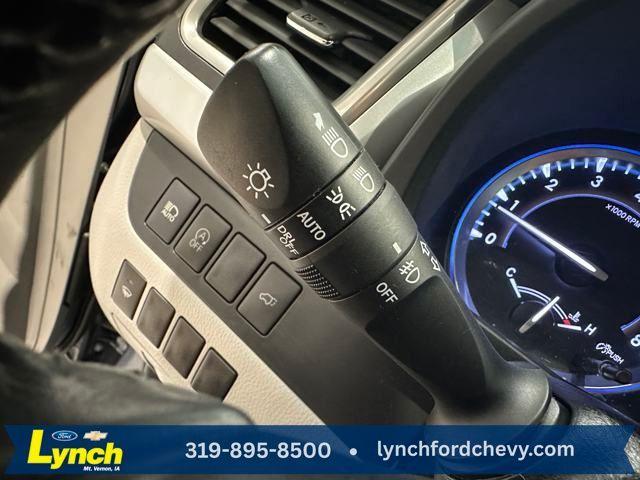 used 2019 Toyota Highlander car, priced at $27,200