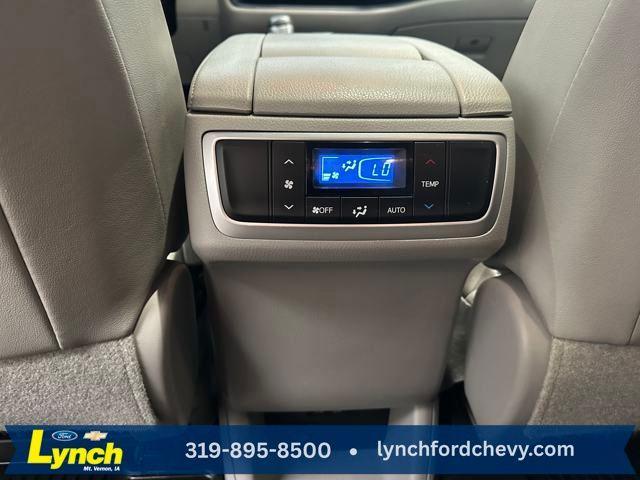used 2019 Toyota Highlander car, priced at $27,200