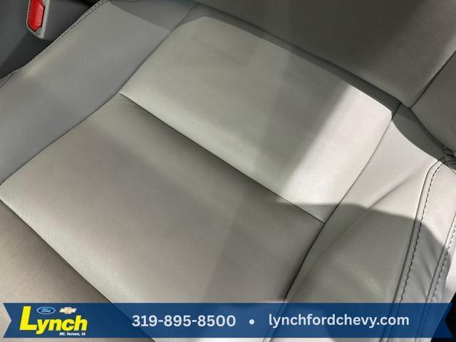 used 2019 Toyota Highlander car, priced at $27,200