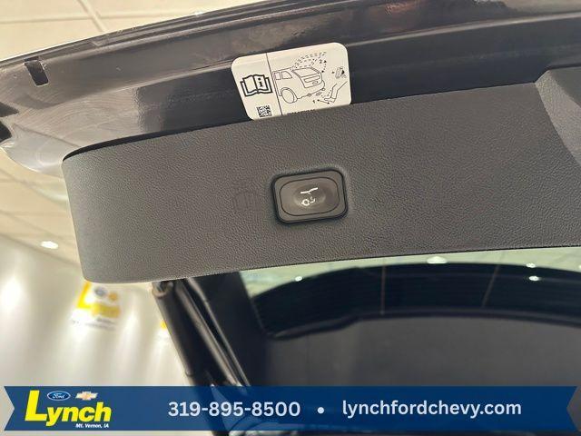 used 2020 Lincoln Nautilus car, priced at $25,500