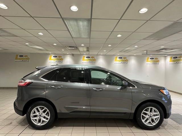 used 2022 Ford Edge car, priced at $29,000